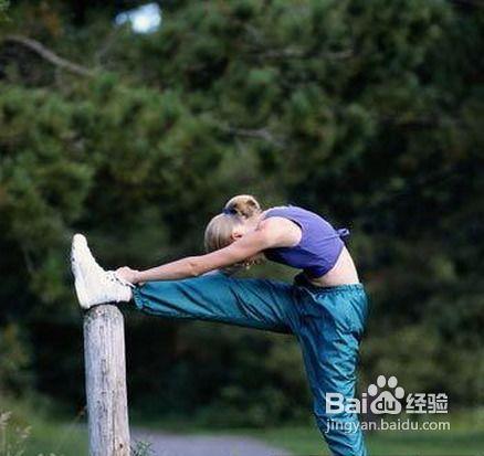 成人拉伸图片大全视频,跟随视频轻松解锁健康体态