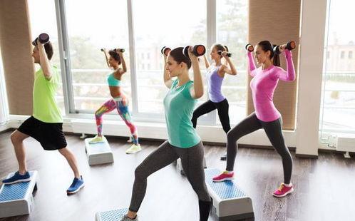 成人练脚背过程图片视频