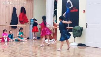 成人军旅独舞视频在线观看,致敬英勇战士的激情演绎